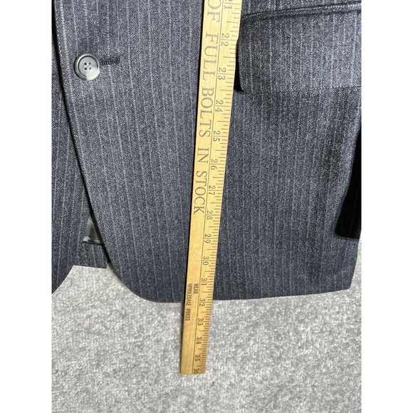 Redwood & Ross Man In Wool Blazer Sport Coat Mens Size 44 Gray Stripes Pockets - Picture 13 of 13